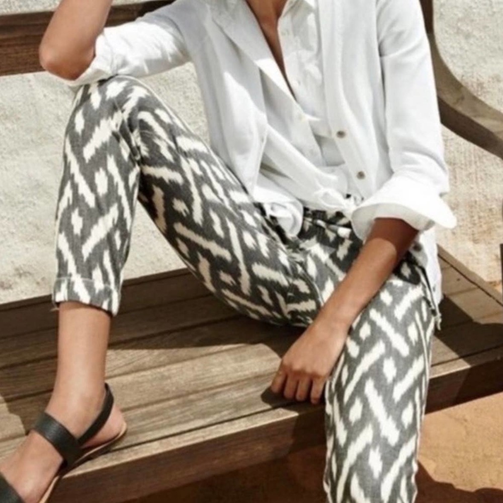 J Crew Womens Seaside Chevron Jogger Pants size 4 Gray White Preppy Cotton